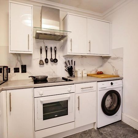 A Stunning Apartment In Paddington London Exterior photo